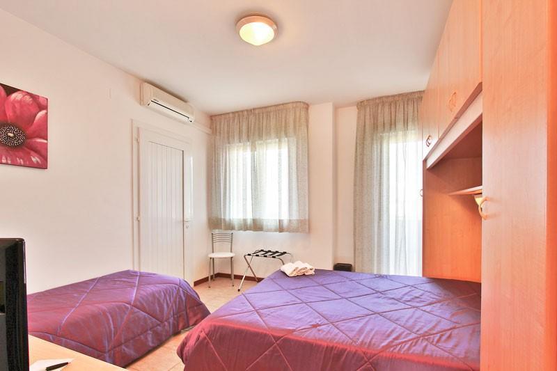 Hotel Carla Λινιάνο Σαμπιαντόρο Δωμάτιο φωτογραφία