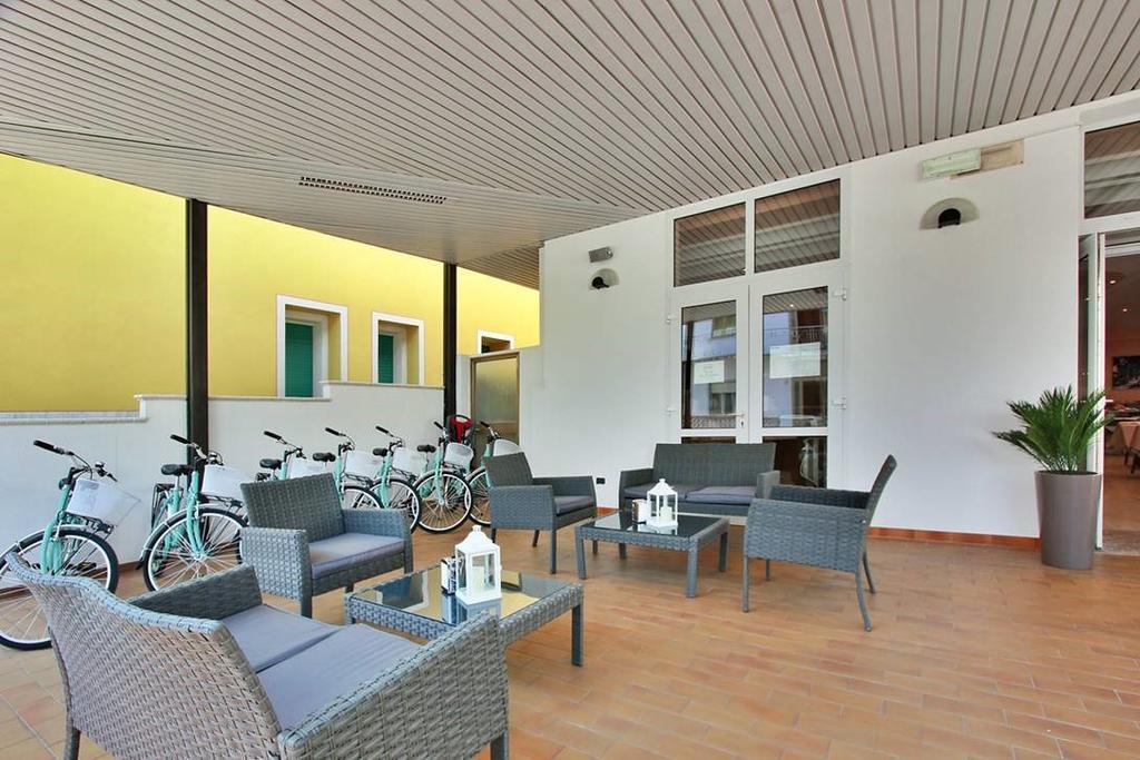 Hotel Carla Λινιάνο Σαμπιαντόρο Εξωτερικό φωτογραφία